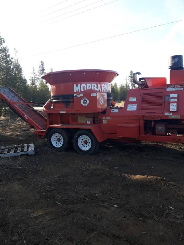Rental store for MORBARK 950 TUB GRINDER in Canby OR